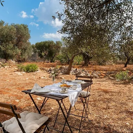 Villa Lamia Di Bibi - Le Corti Del Silenzio *